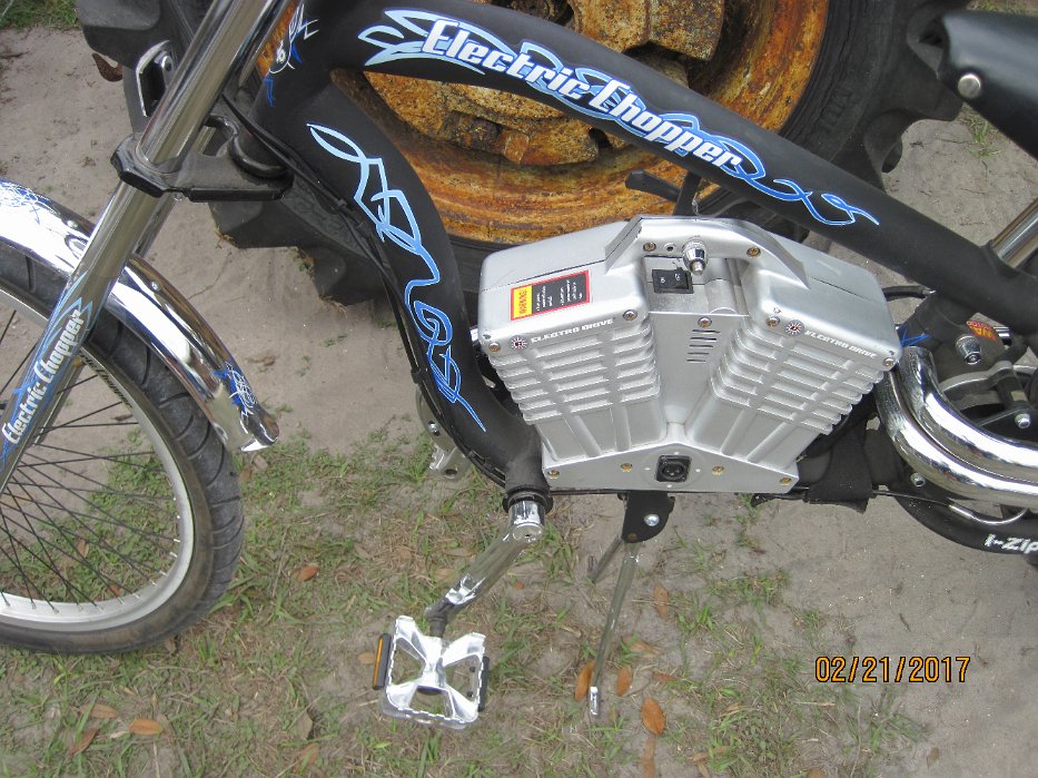 090-Electric bicycle.jpg